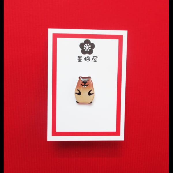 【墨梅屋】【ピンバッジミニ】マーモット